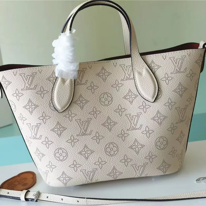 LV Bag 2304DJ0078 0114