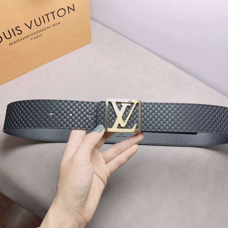 LV Belts 2204XA0152 0121