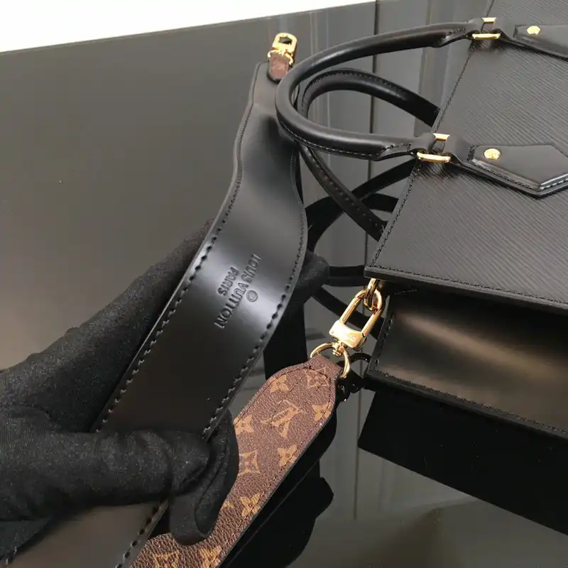 LV Bag 2112FY0030 0122