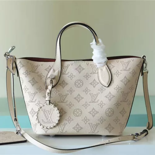 LV Bag 2304DJ0078 0114