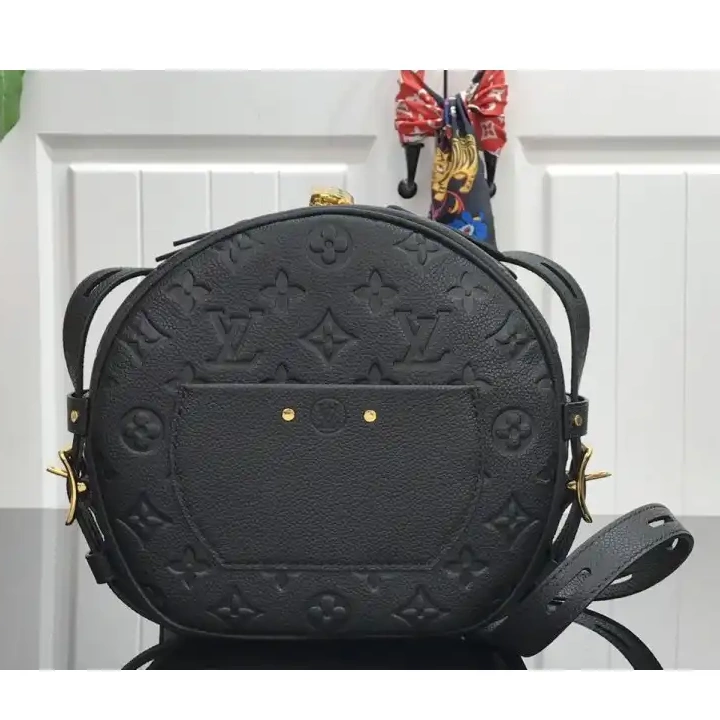 205FY0118 Bags LV 0225