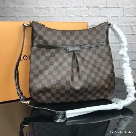 LV 19T1L0072 Bags 0210