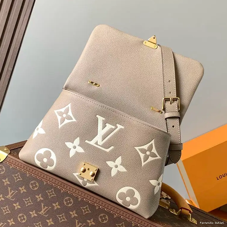 LV 2409YA0054 Bags 0218