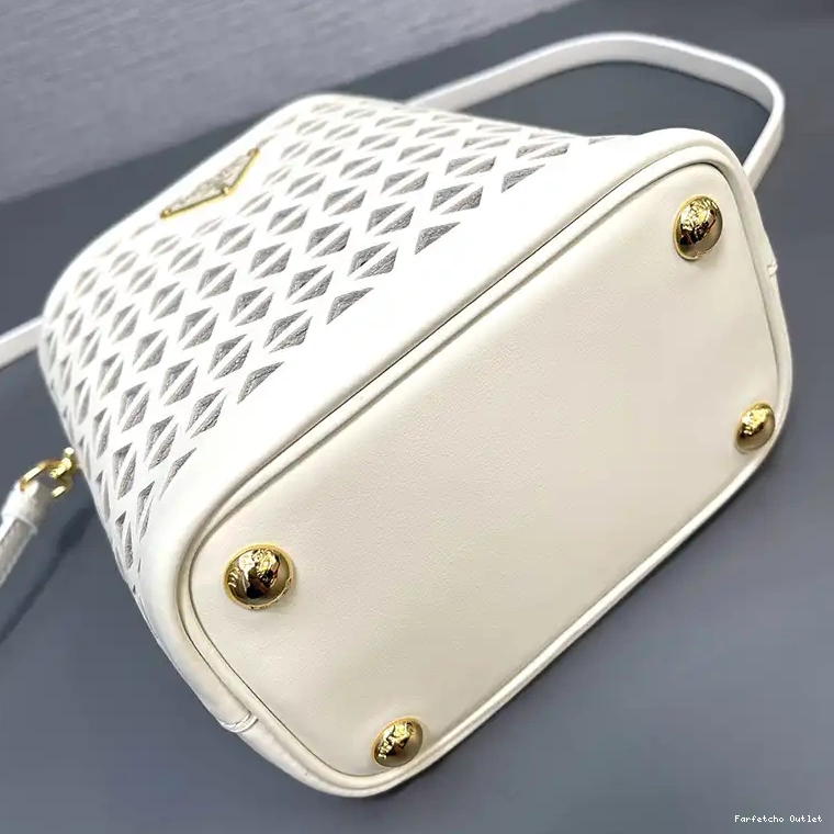 2406YA0173 Prada Bags 0211