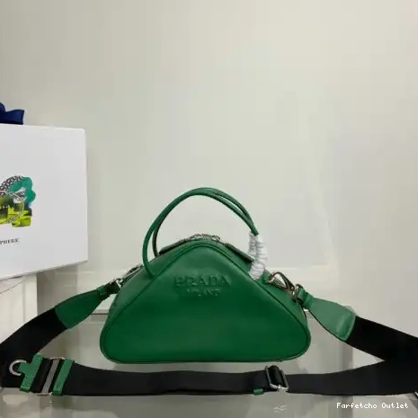 2205DJ0055 Prada Bag 0211