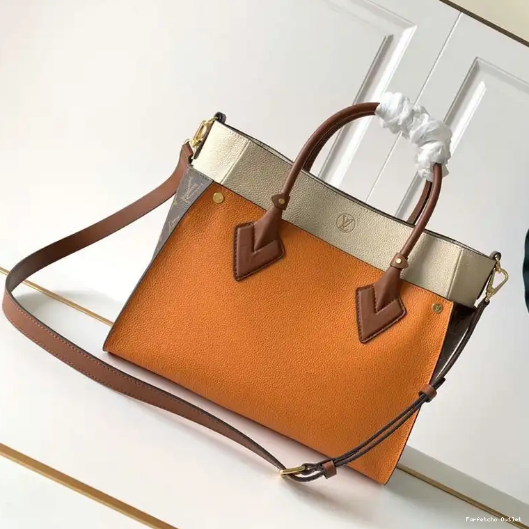 LV 2109YA0209 Bag 0220