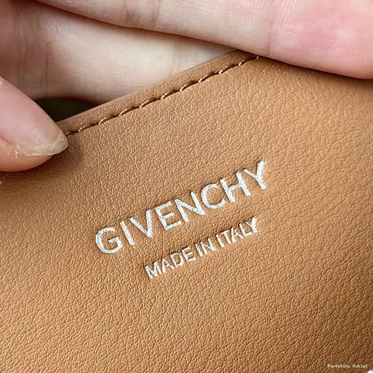 2203RF0017 Givenchy Bag 0225