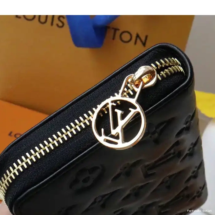 LV Bag 2208DJ0050 0223