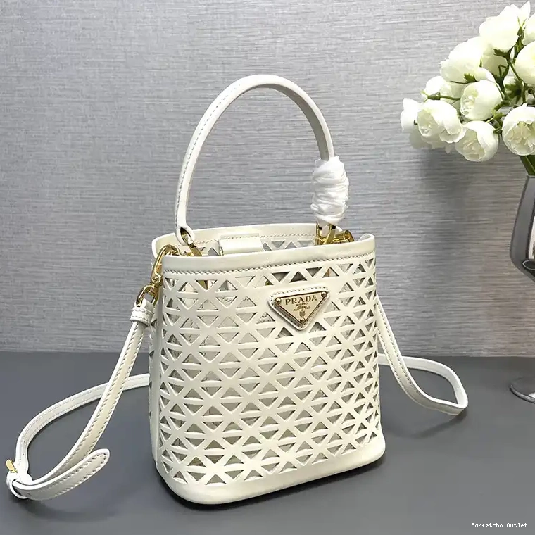 2406YA0173 Prada Bags 0211