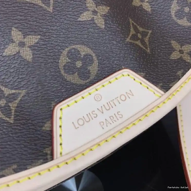 LV Bags 19T1L0134 0210