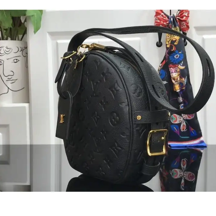 205FY0118 Bags LV 0225