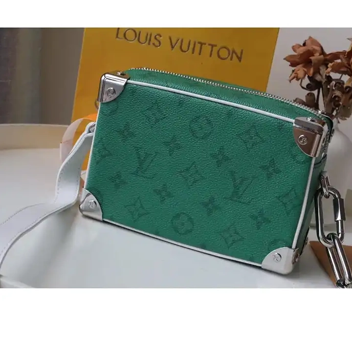 LV 2108DJ0061 Bags s 0219