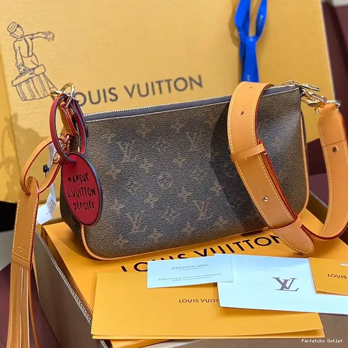 2408YA0171 Bags LV 0213