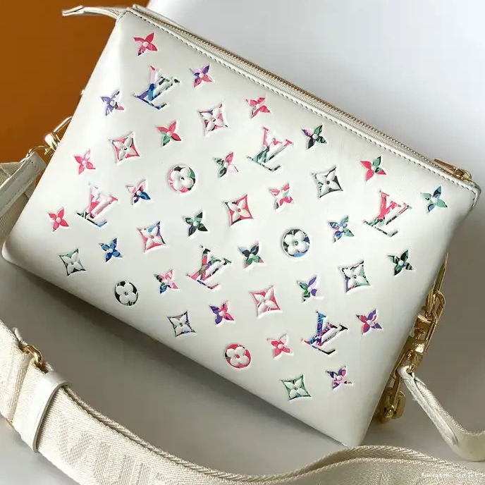 LV Bag 2209DJ0022 0208