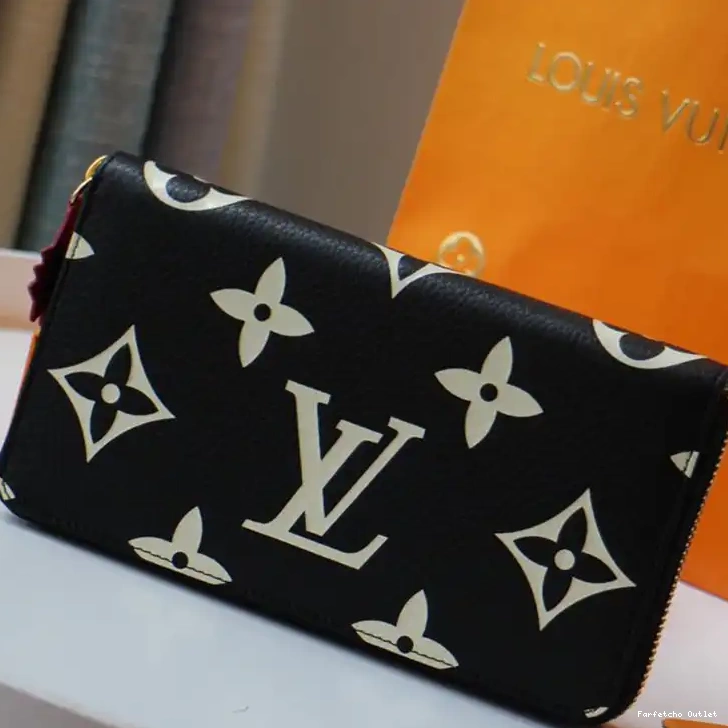 208B570081 Bags LV 0222