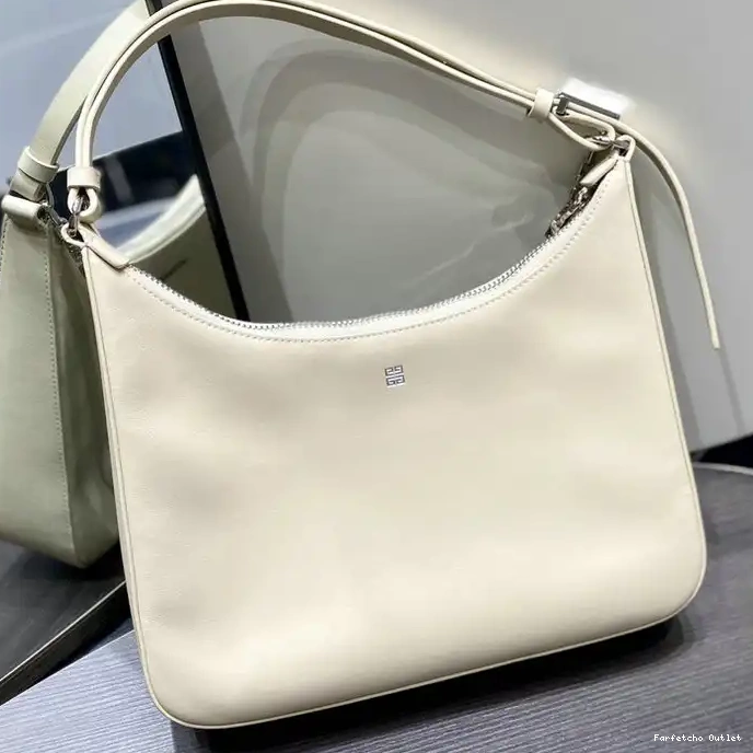 2209SW0060 Givenchy Bag 0211