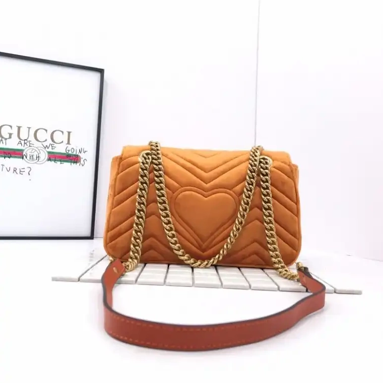 19B57G0004 Gucci Bags 0225